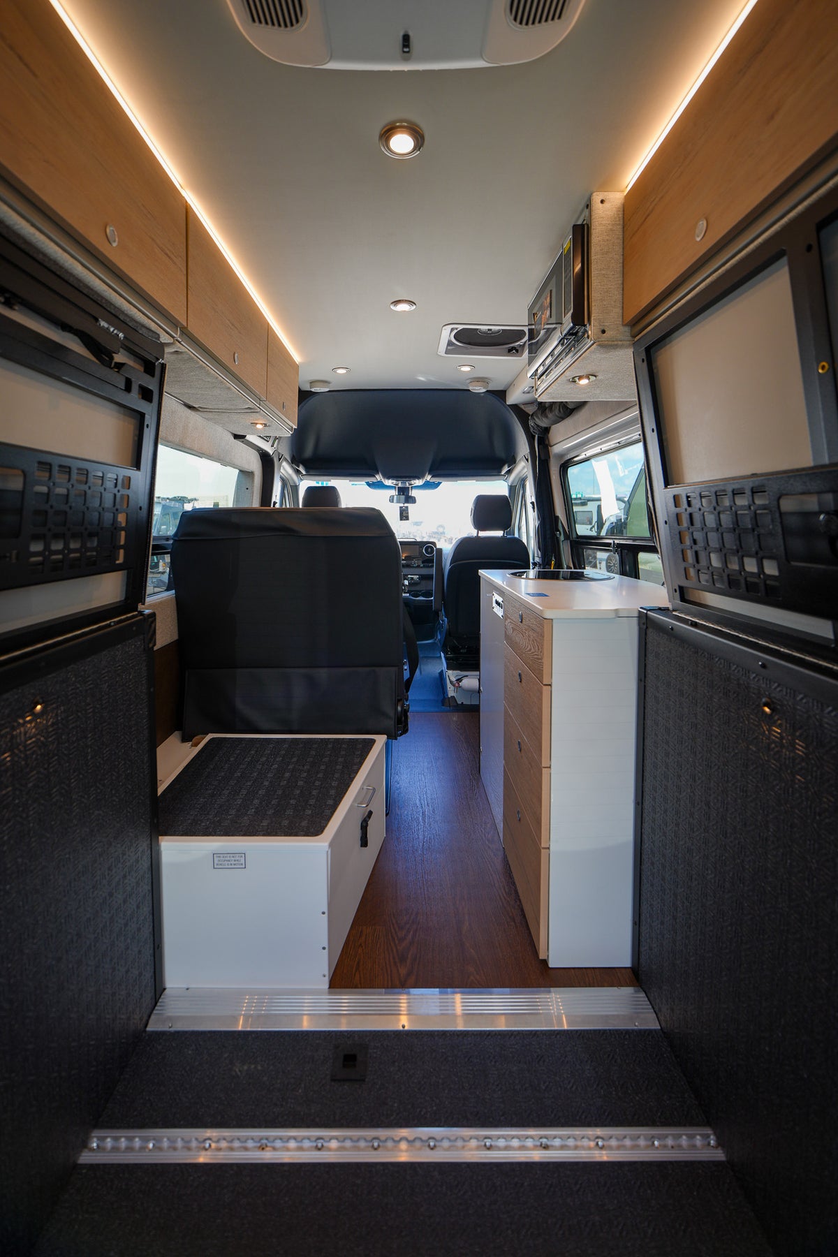 NEW! 2026 Storyteller Overland Classic Mode