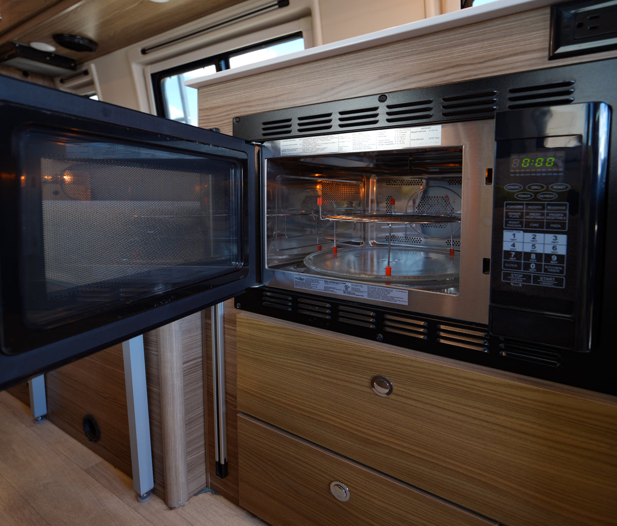 2020 Winnebago Boldt 4x4 - Preowned