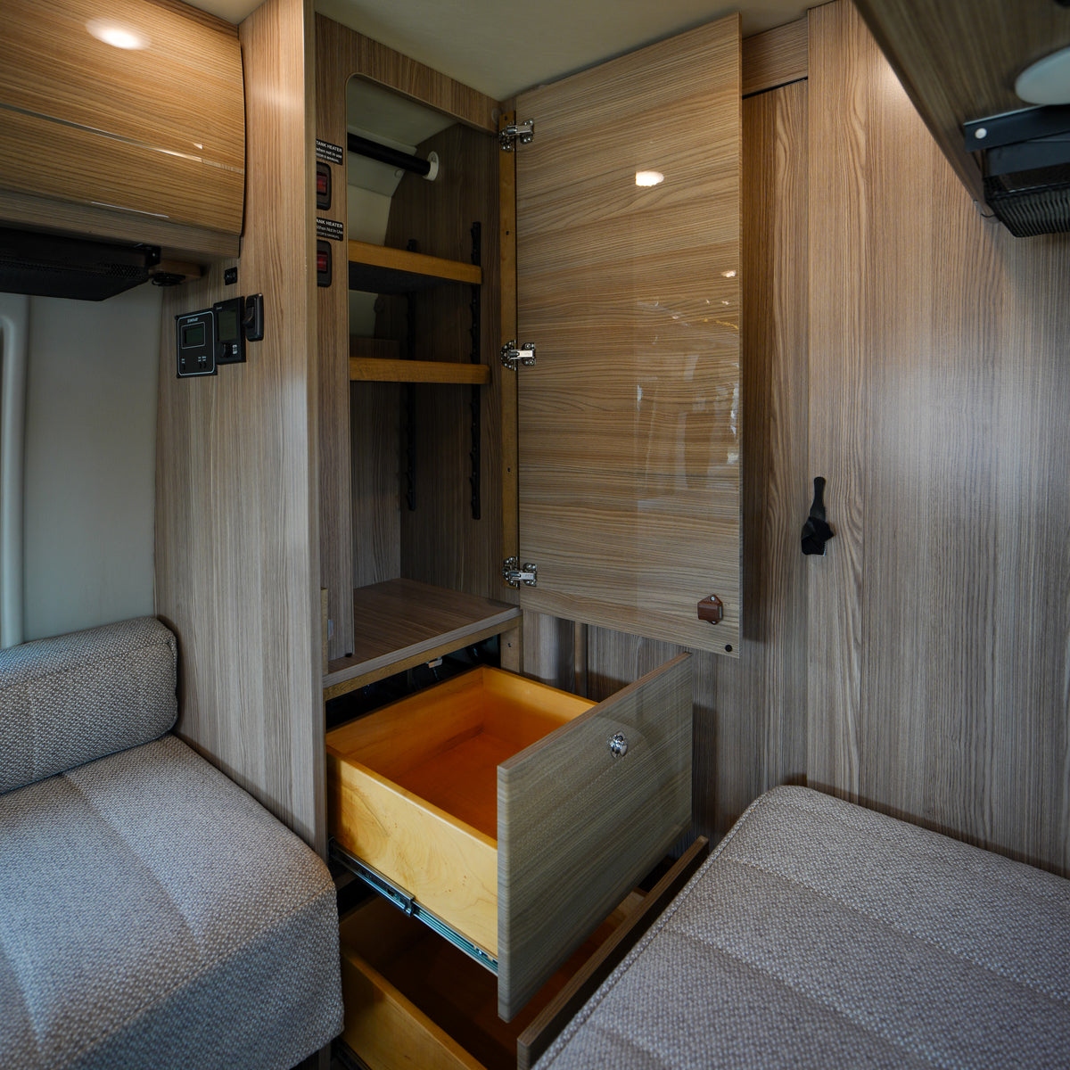 2020 Winnebago Boldt 4x4 - Preowned