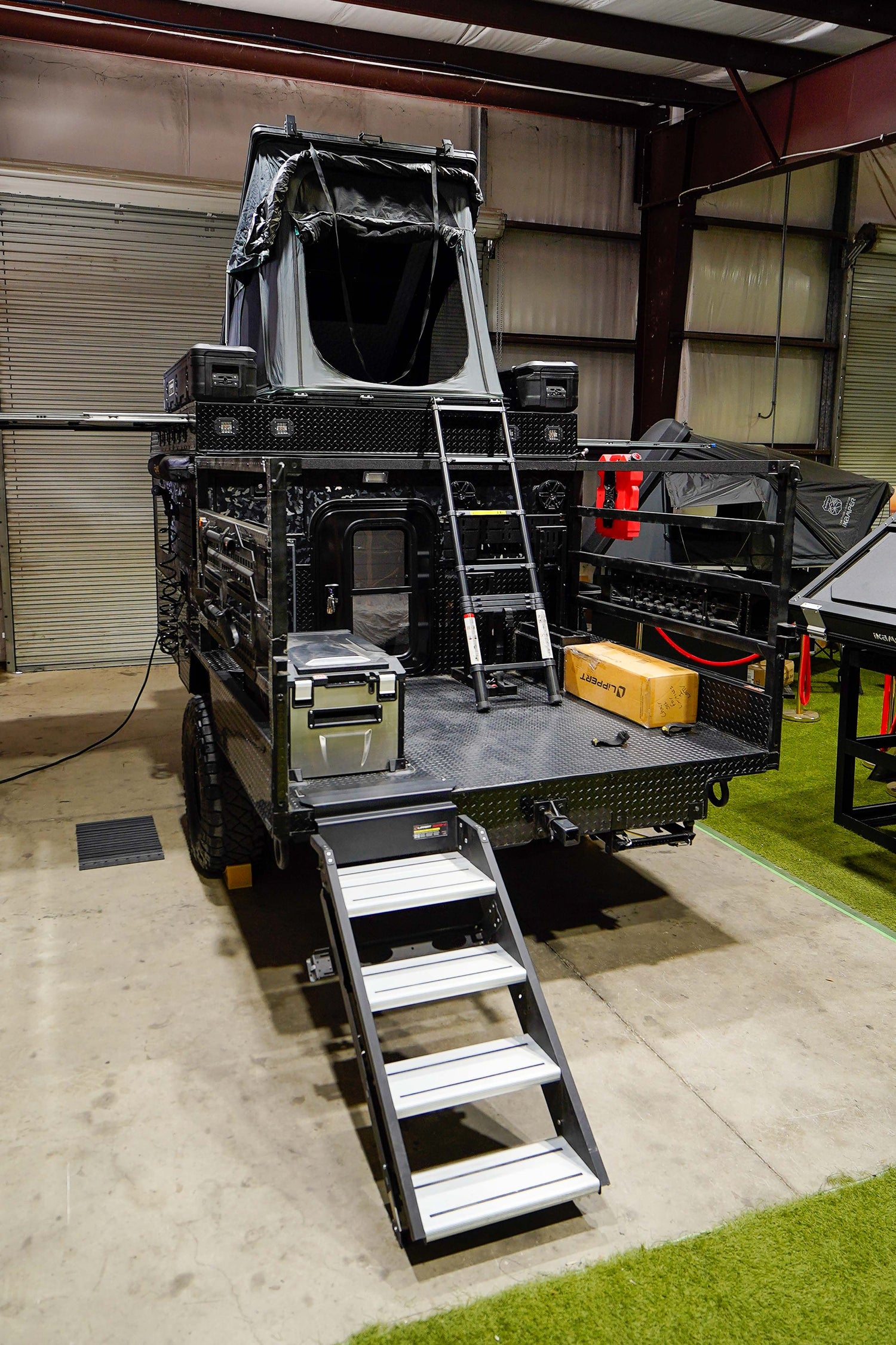 No Limits Expedition Trailer - Preowned