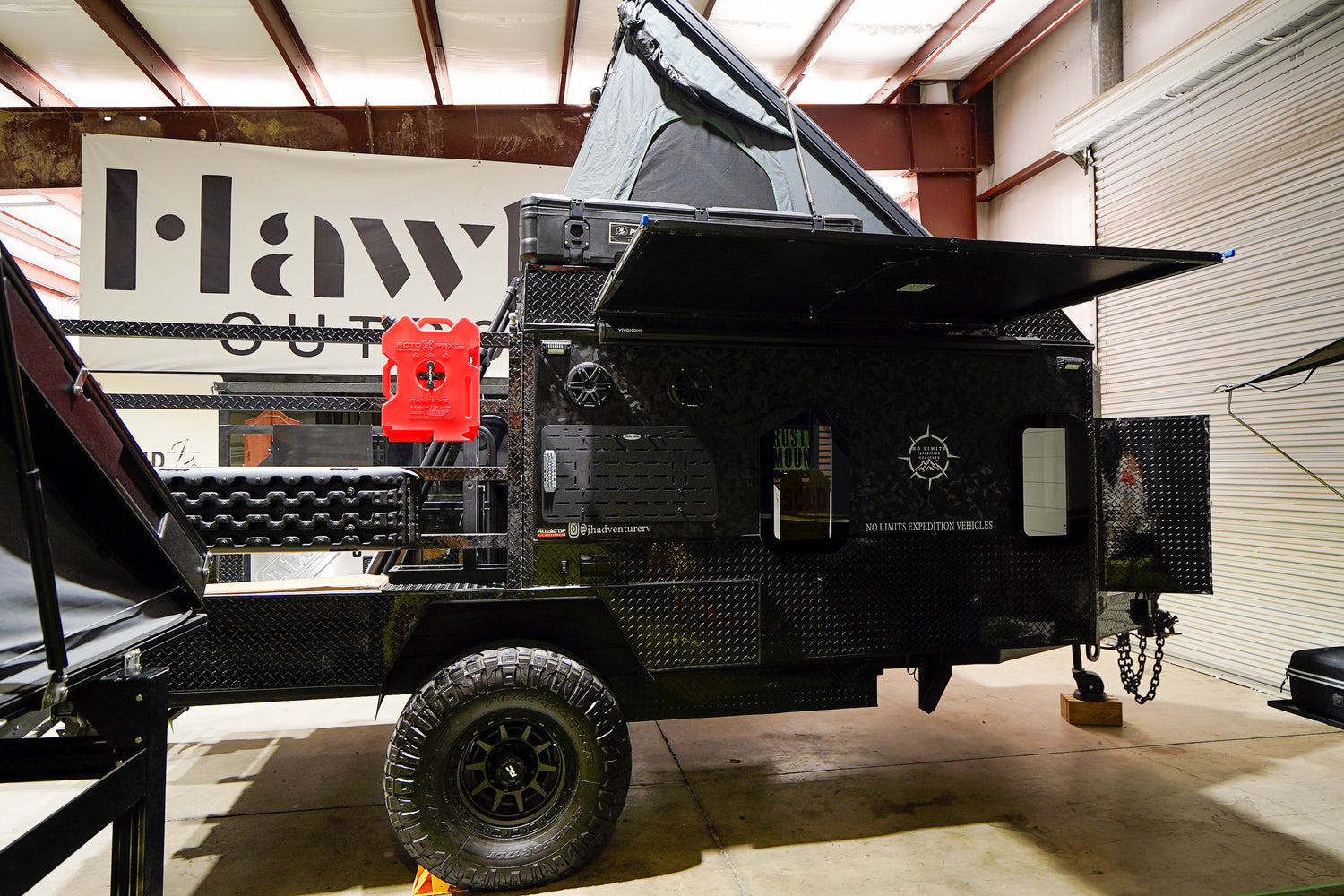 No Limits Expedition Trailer - Preowned