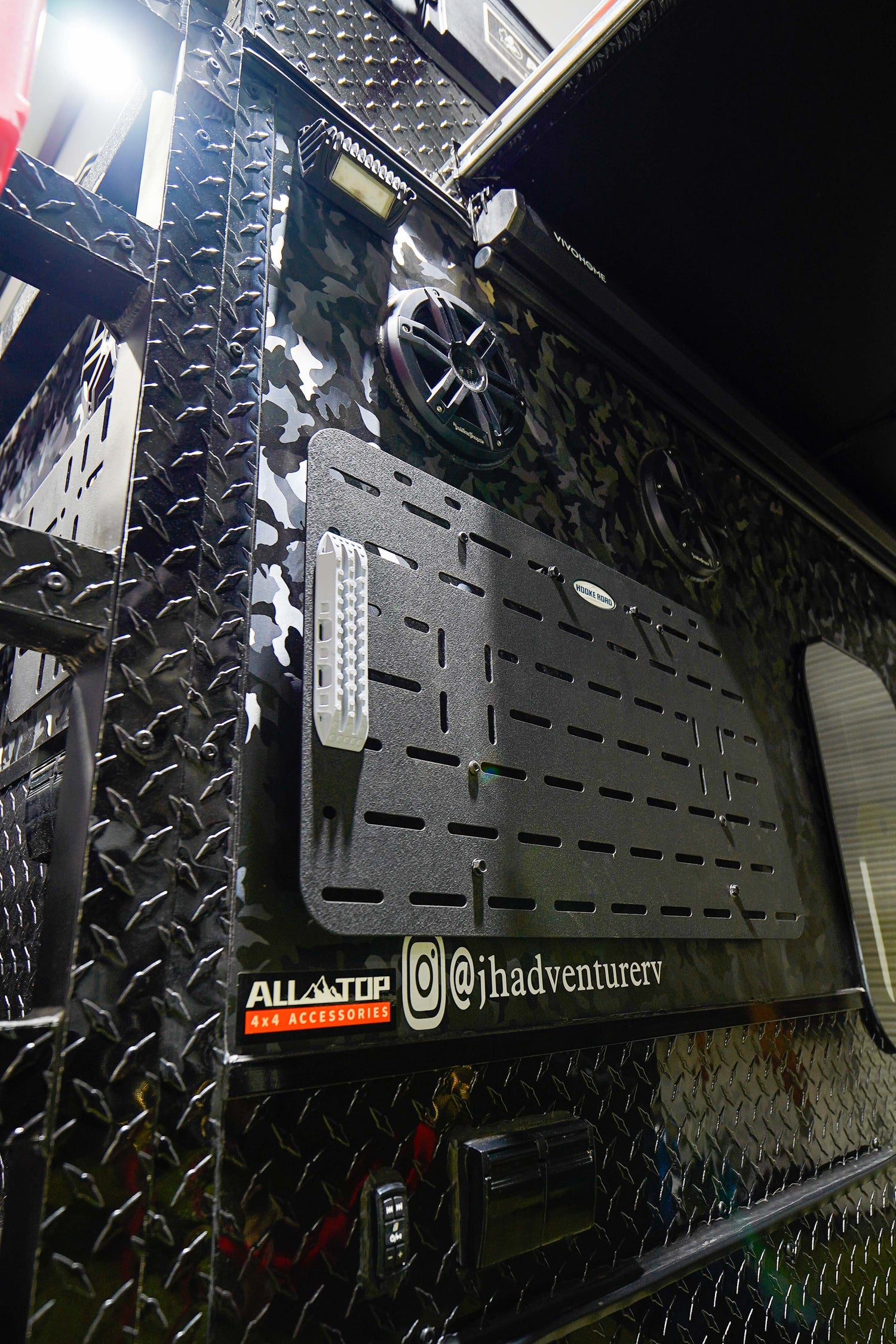 No Limits Expedition Trailer - Preowned