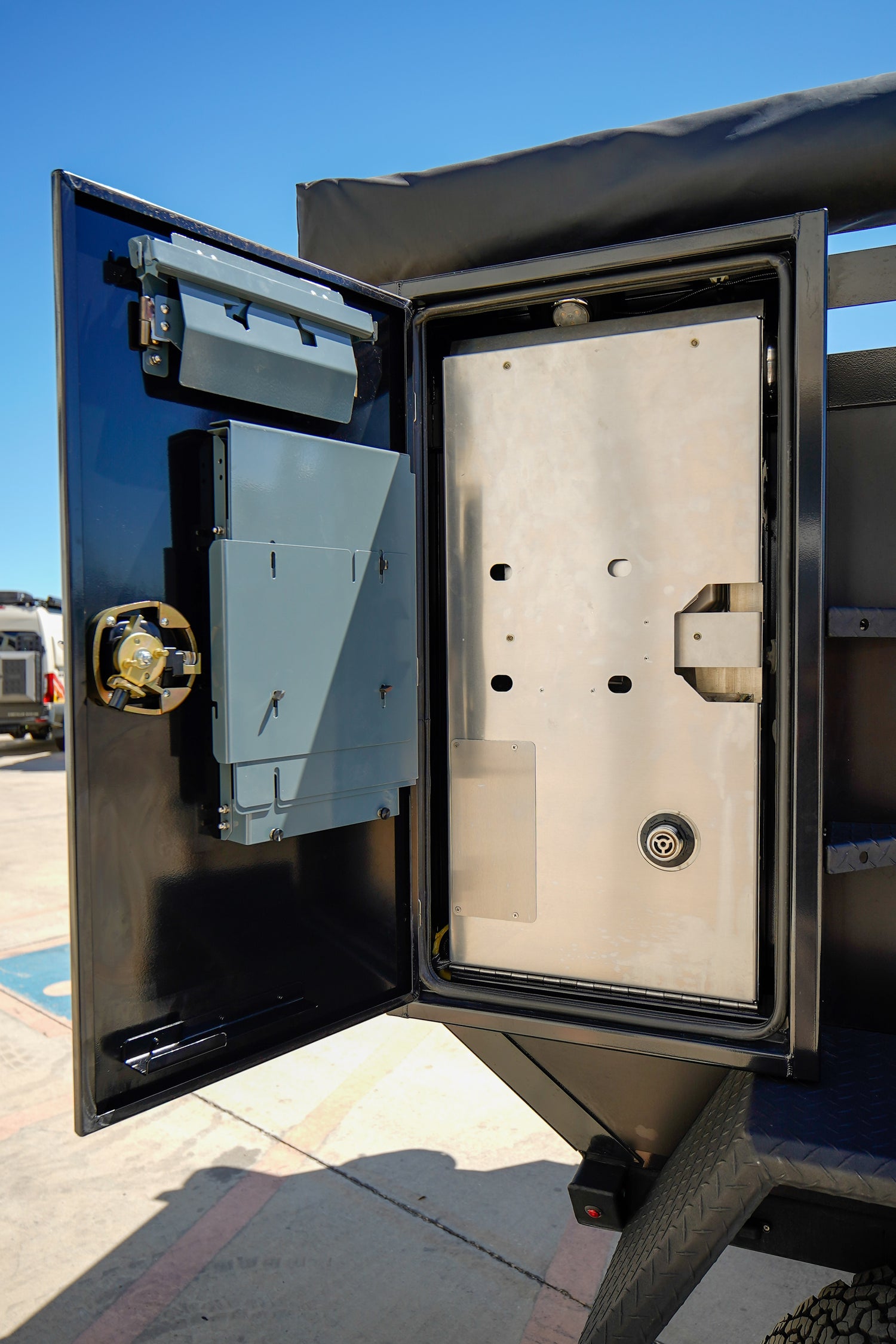 SOLD! 2023 OFFGRID EXPEDITION OVERLAND TRAILER - Preowned