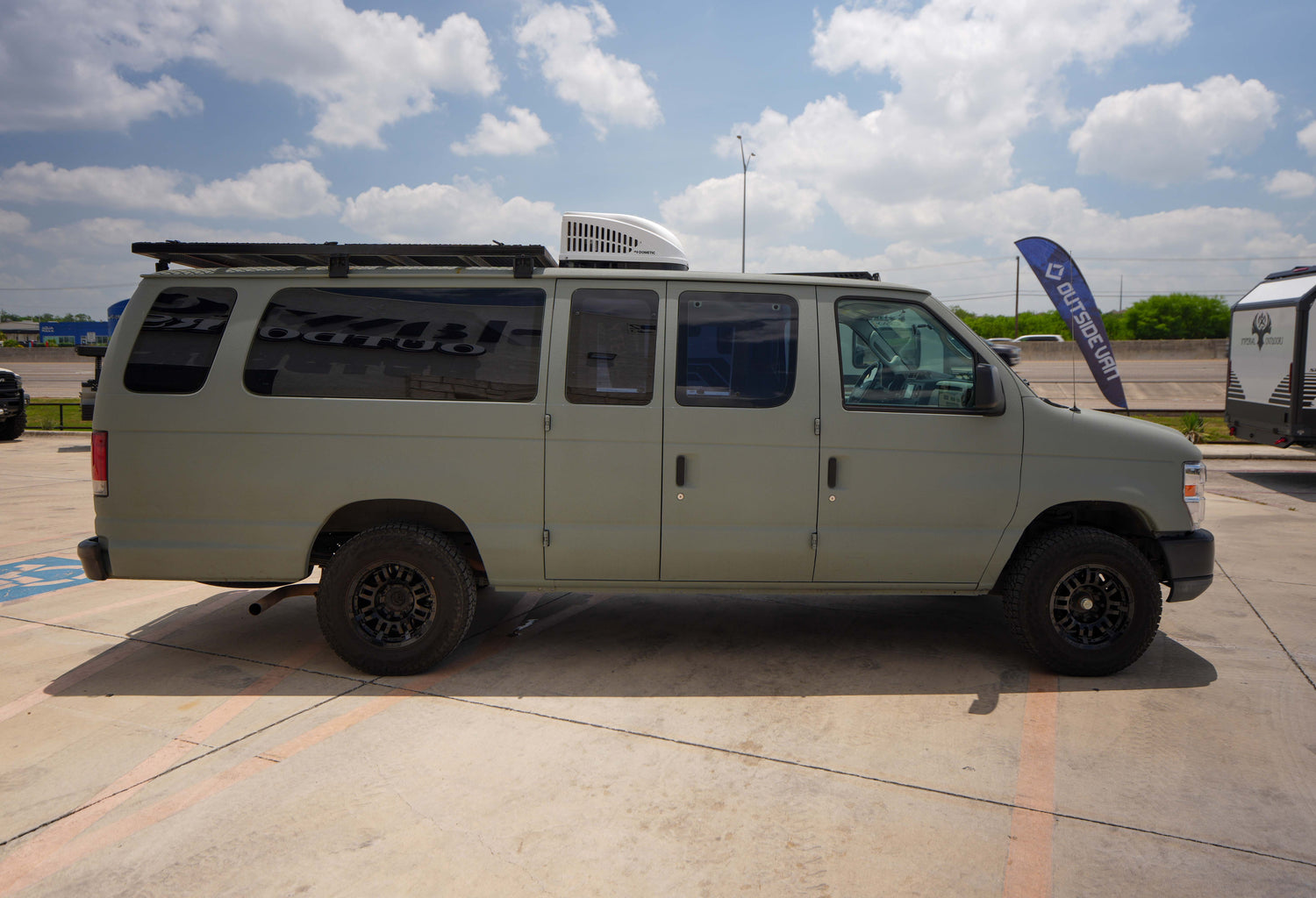 2014 Ford E-250 - Preowned