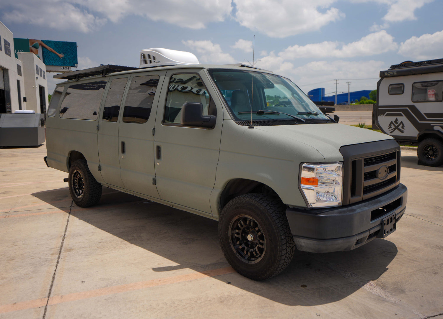 2014 Ford E-250 - Preowned