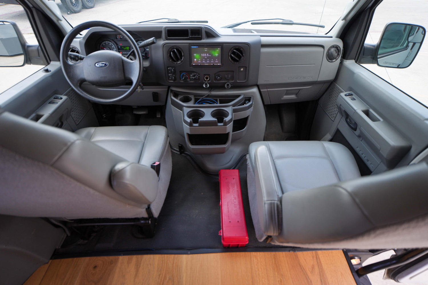 2014 Ford E-250 - Preowned