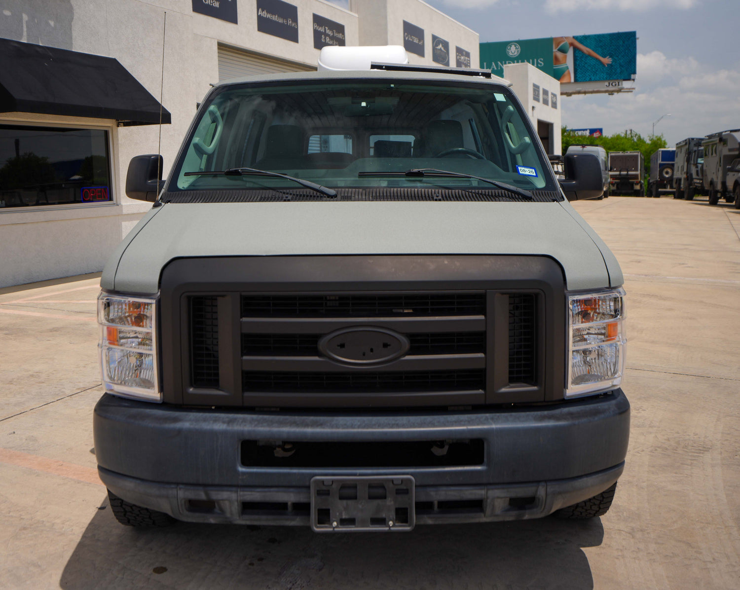 2014 Ford E-250 - Preowned