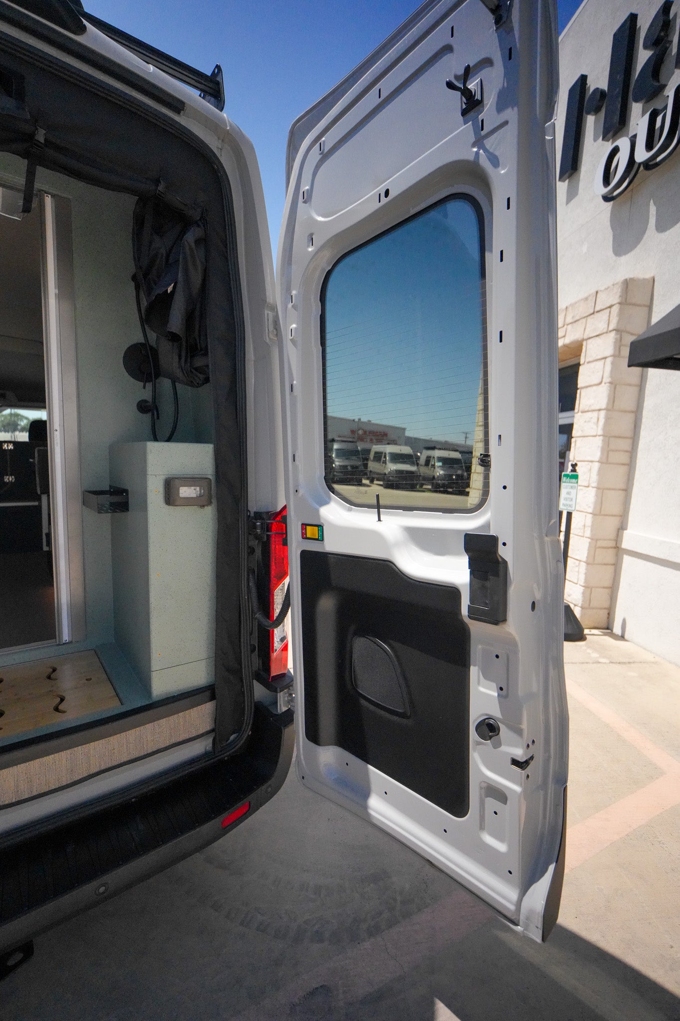 2024 Ford Transit T-350 HR - Preowned