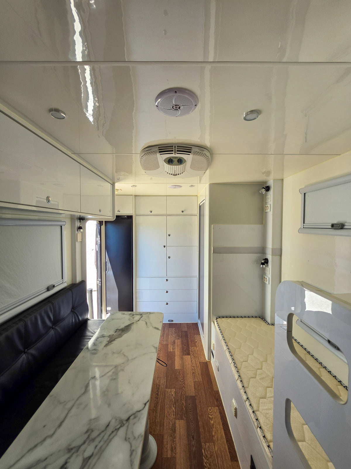 2022 MDCC XTT 16HR Trailer - Preowned