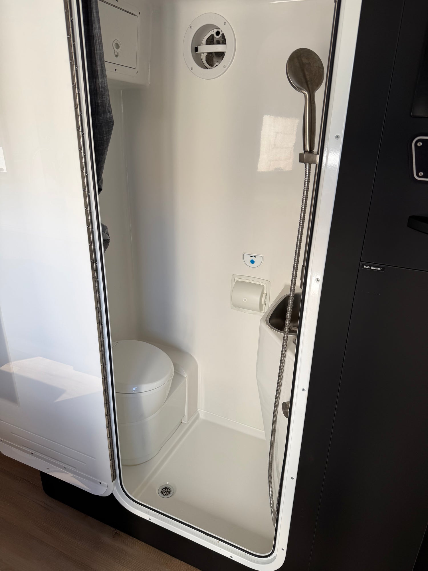 2024 Storyteller Hilt - Preowned