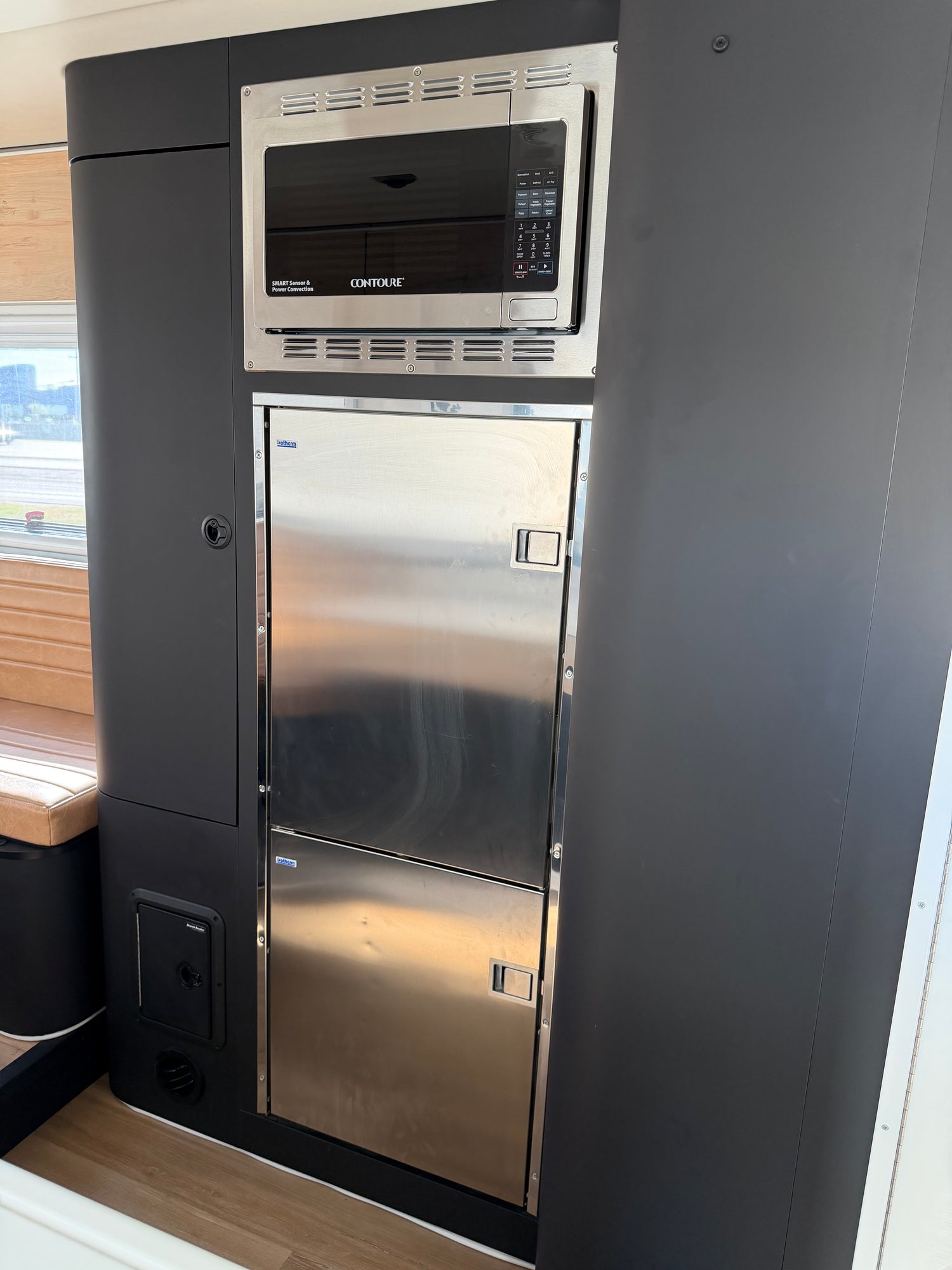 2024 Storyteller Hilt - Preowned