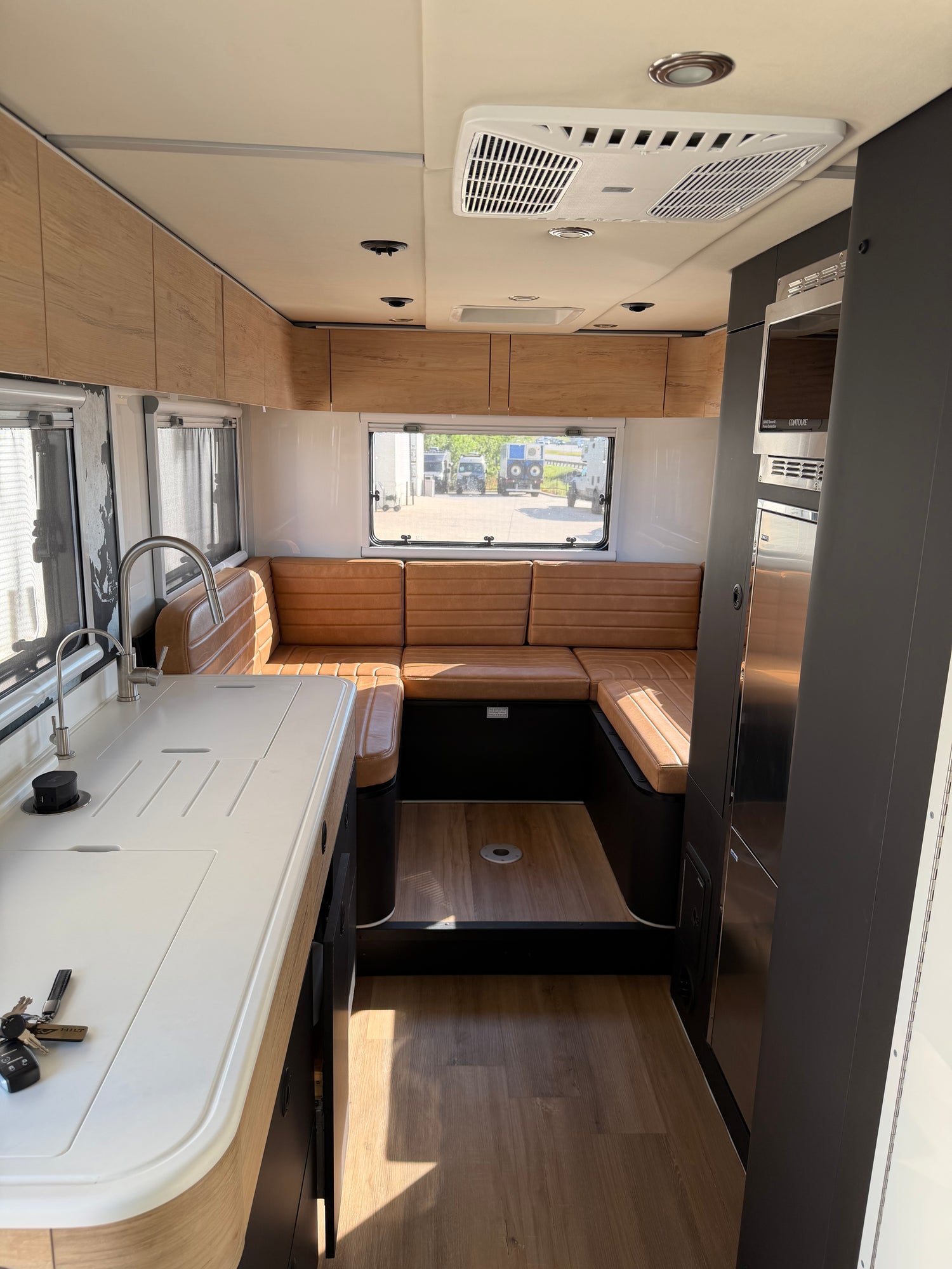 2024 Storyteller Hilt - Preowned