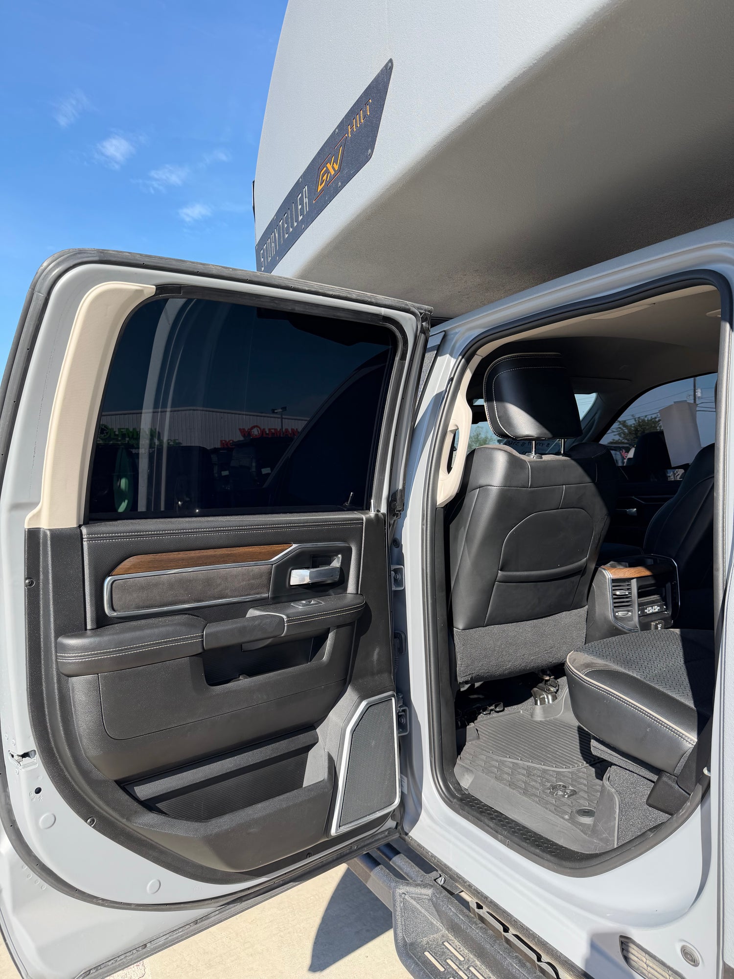 2024 Storyteller Hilt - Preowned