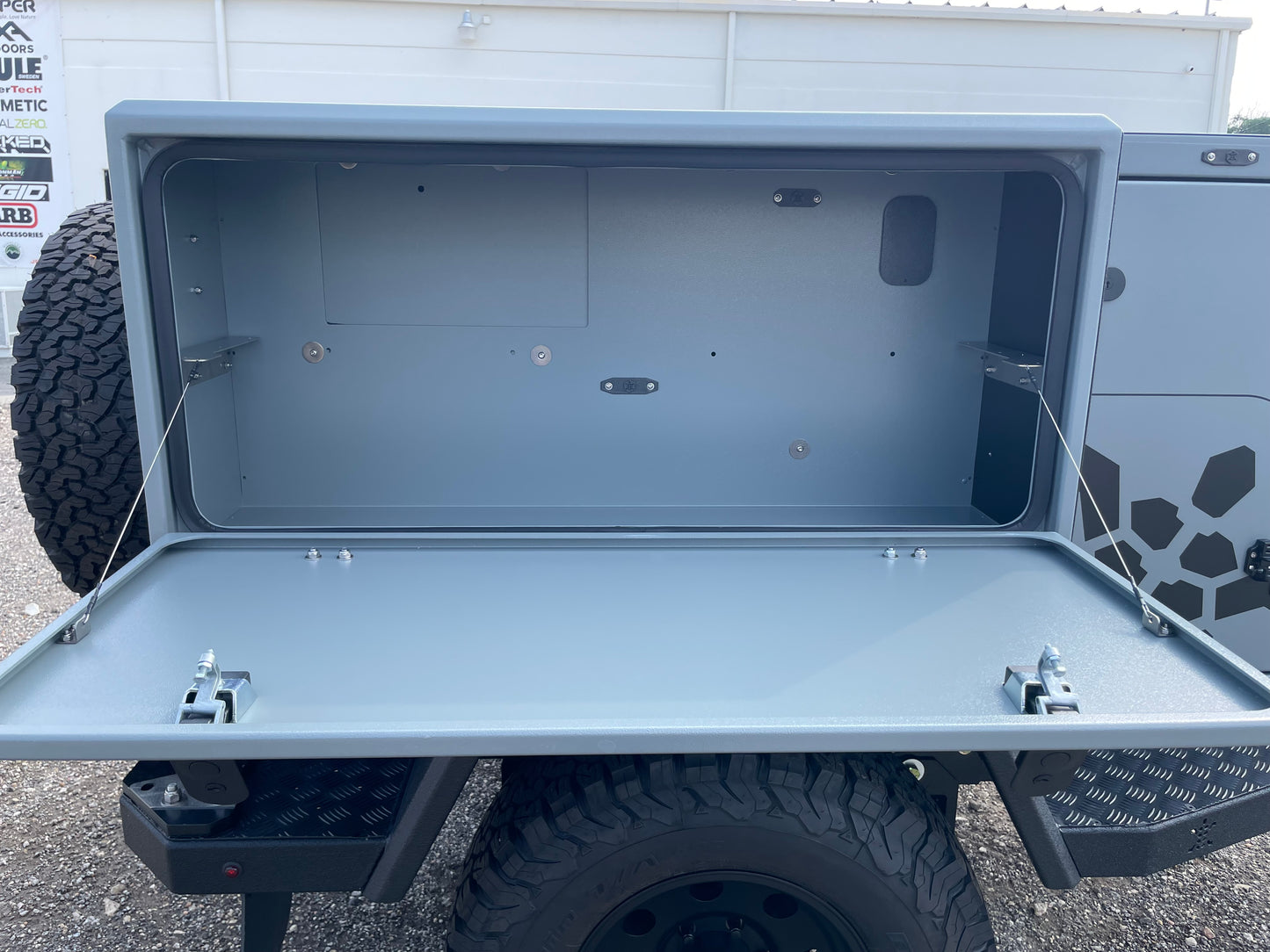 DEAL PENDING!!! Turtleback Expedition Shell Trailer