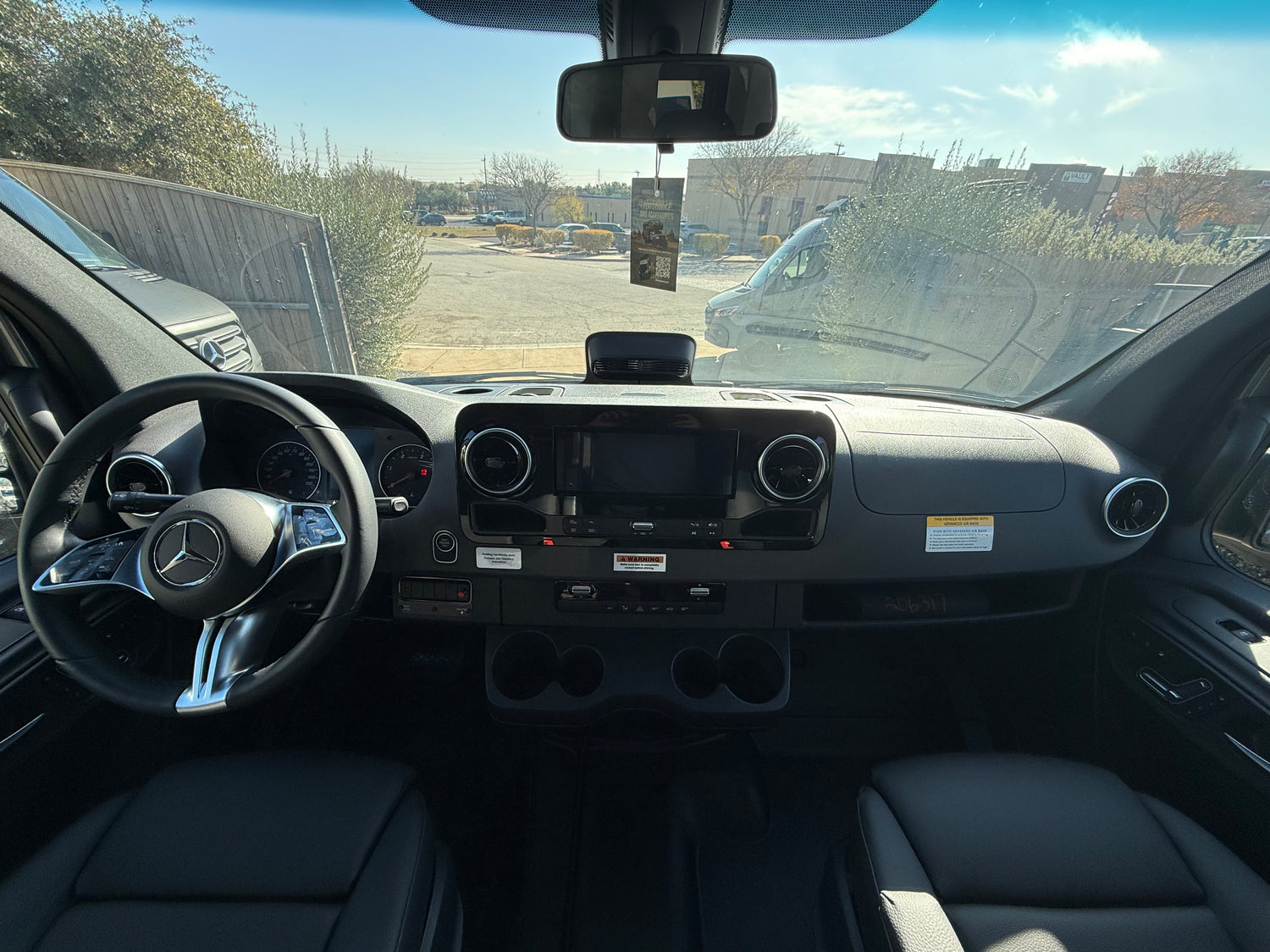 2025 Storyteller Overland Crew Mode 170