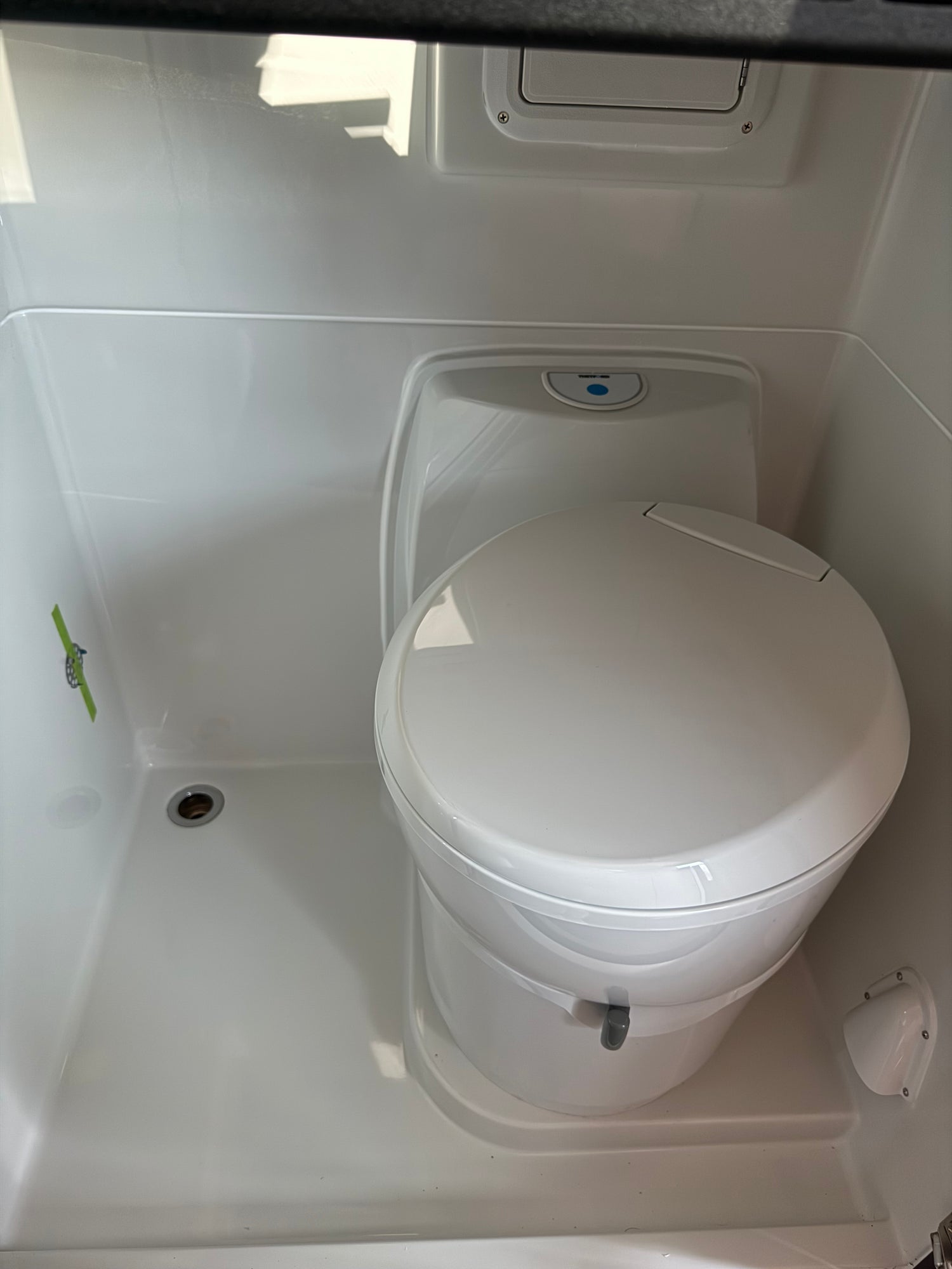 2025 Storyteller Overland Crew Mode 170