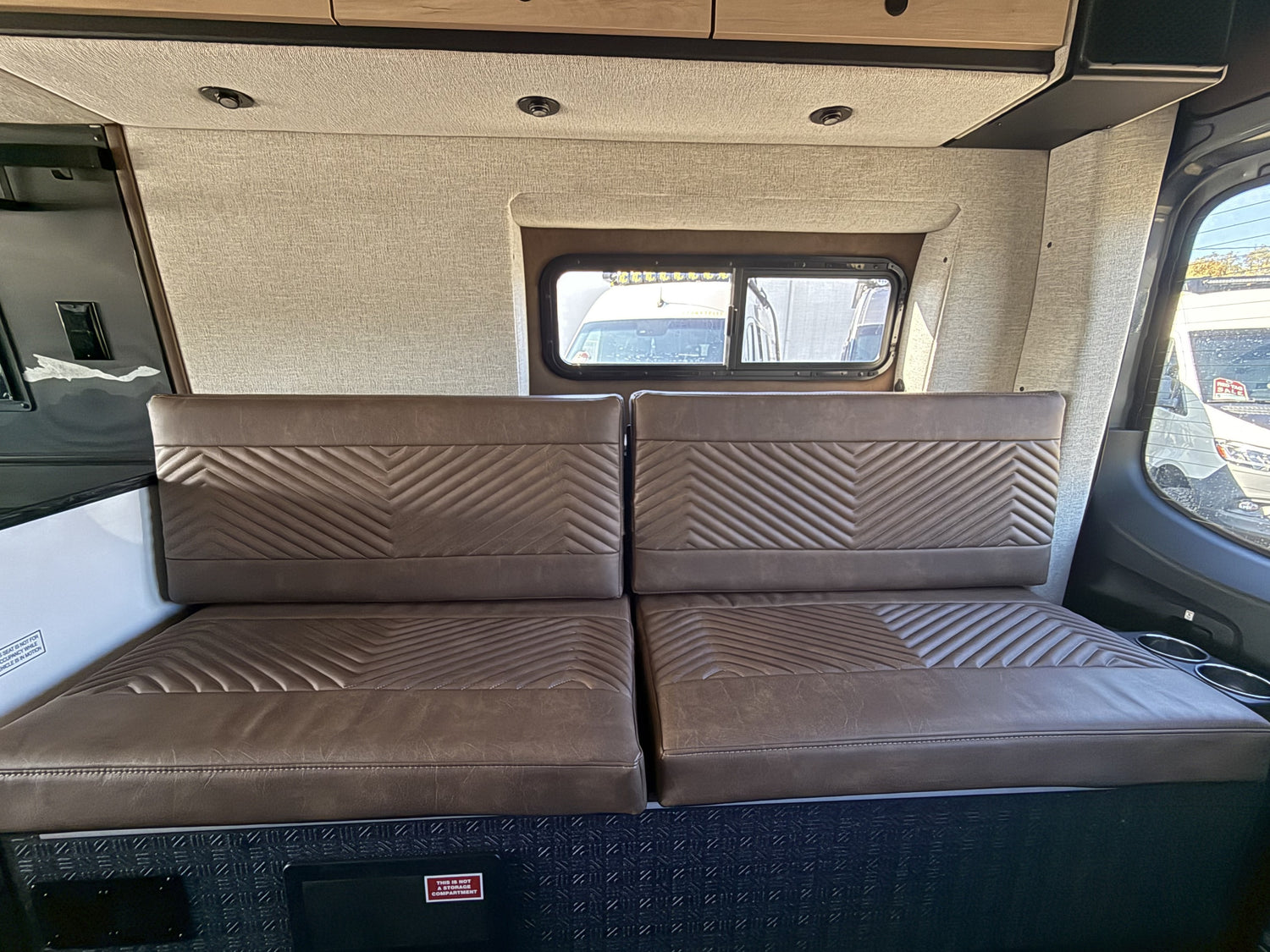 2025 Storyteller Overland Crew Mode 170