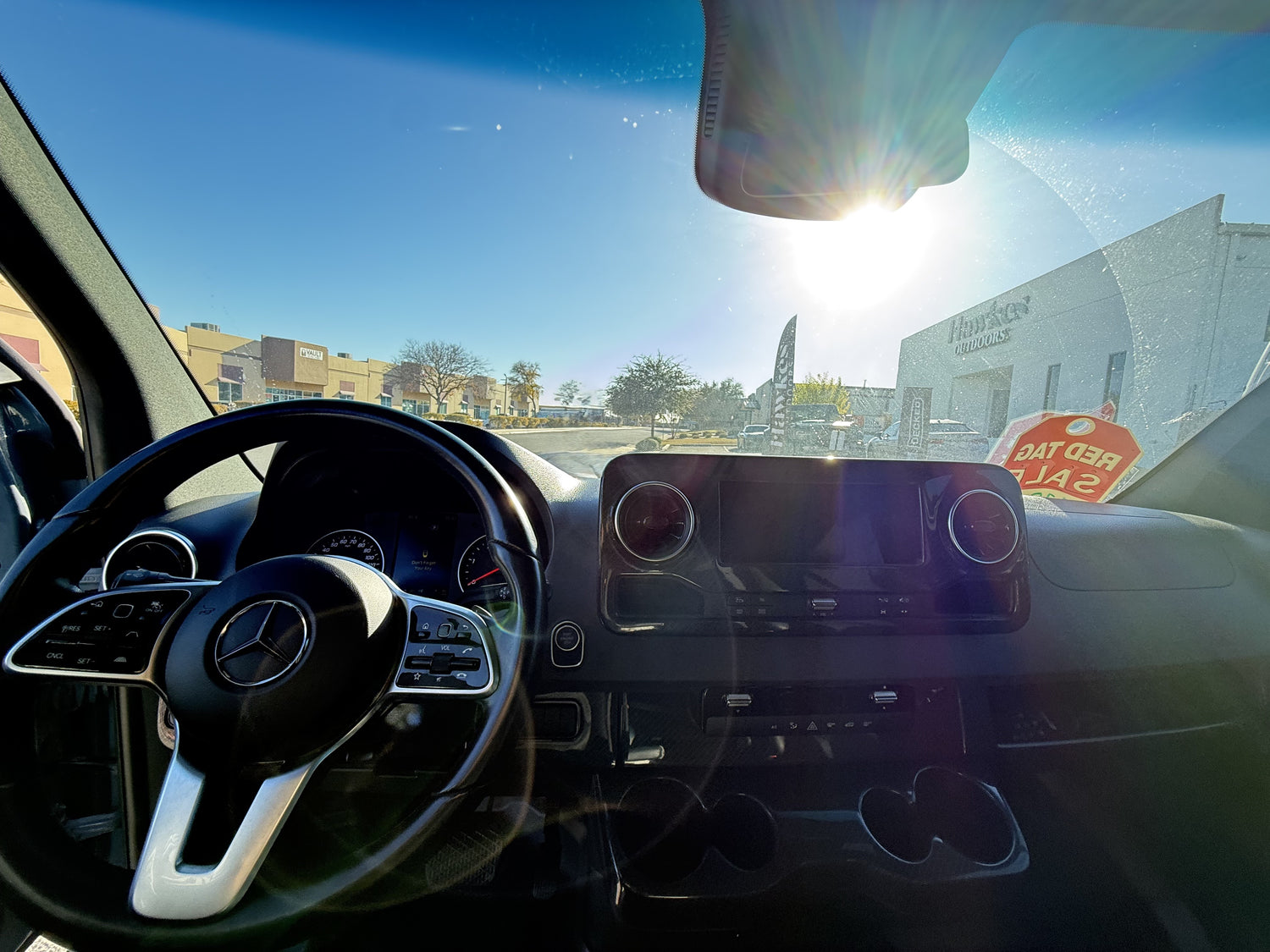 2022 Winnebago Revel 44E - Preowned