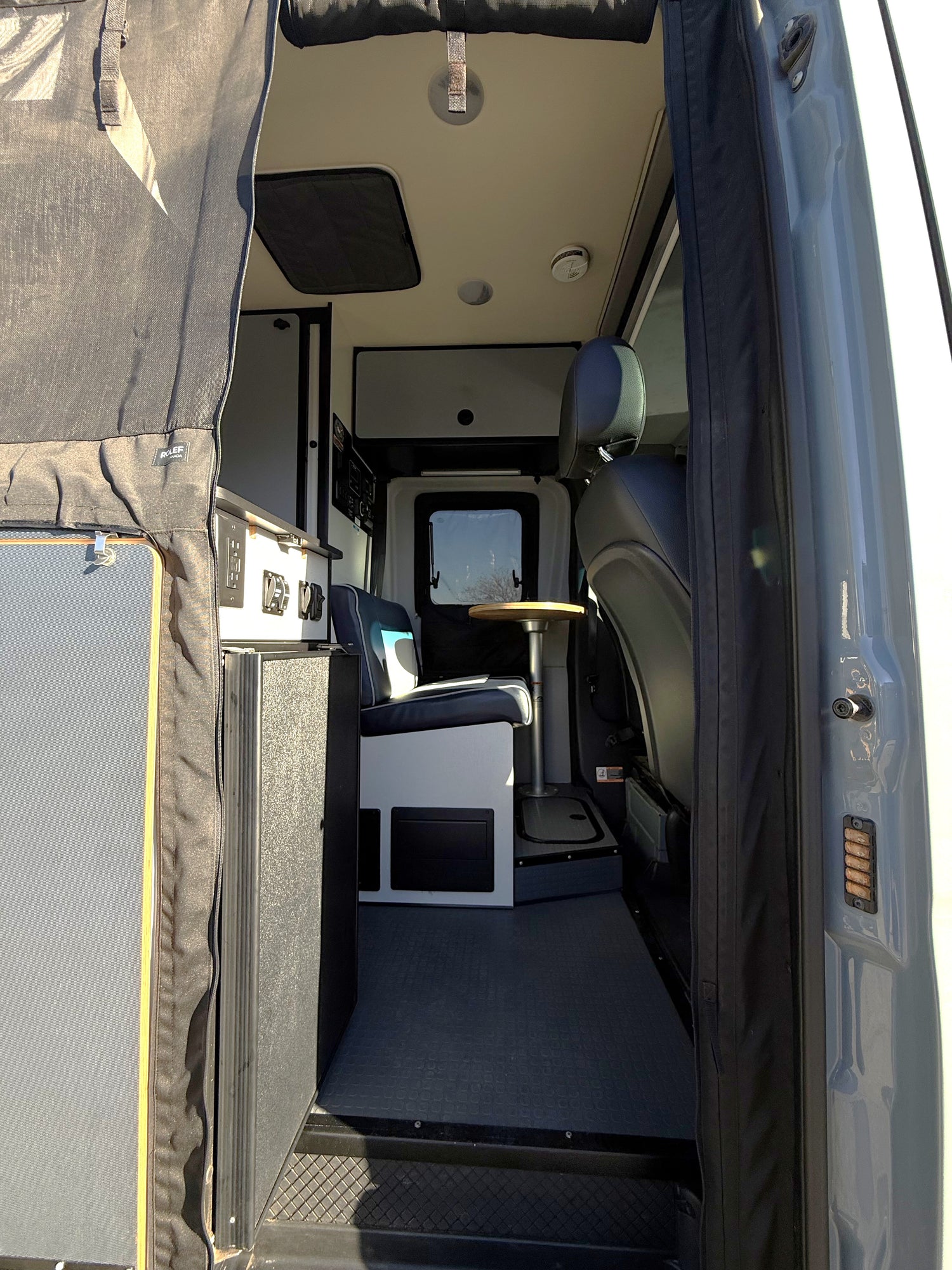 2022 Winnebago Revel 44E - Preowned