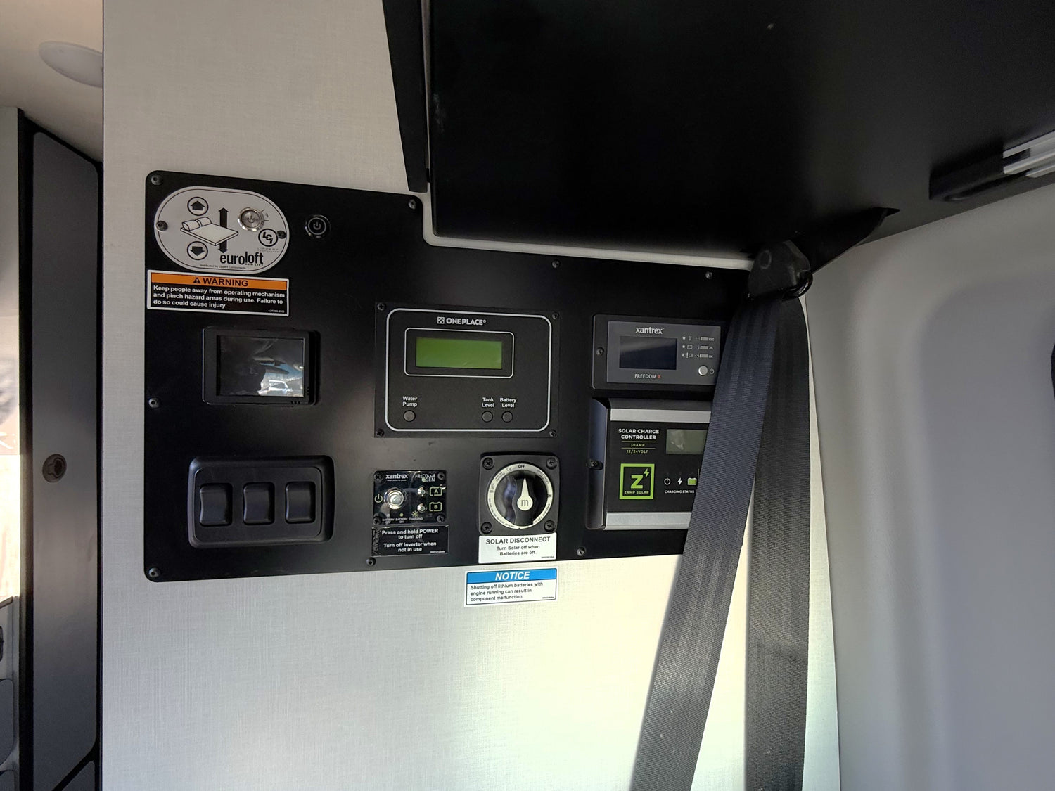 2022 Winnebago Revel 44E - Preowned