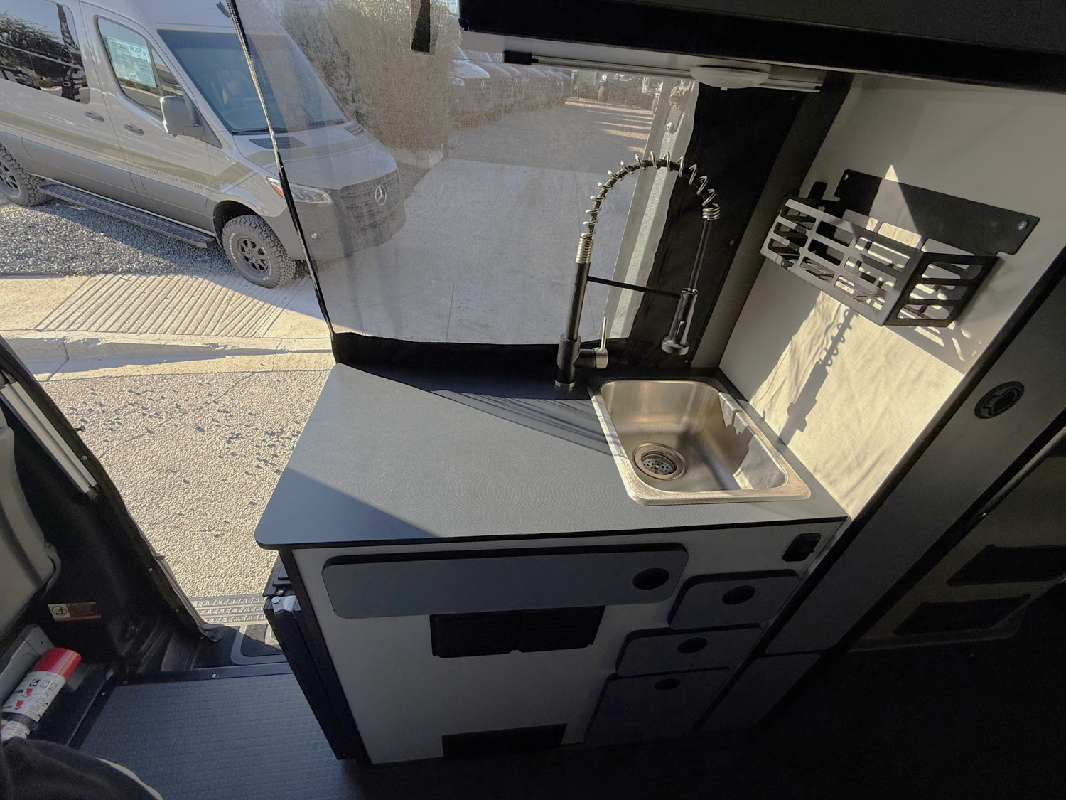 2022 Winnebago Revel 44E - Preowned