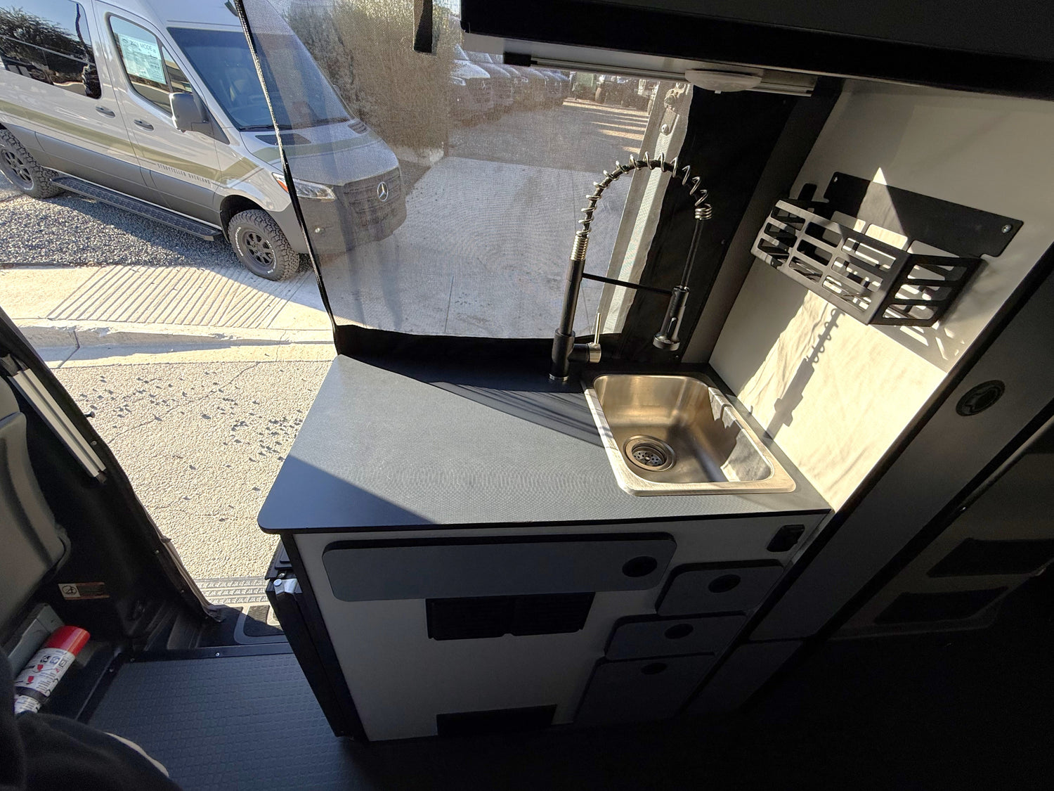 2022 Winnebago Revel 44E - Preowned