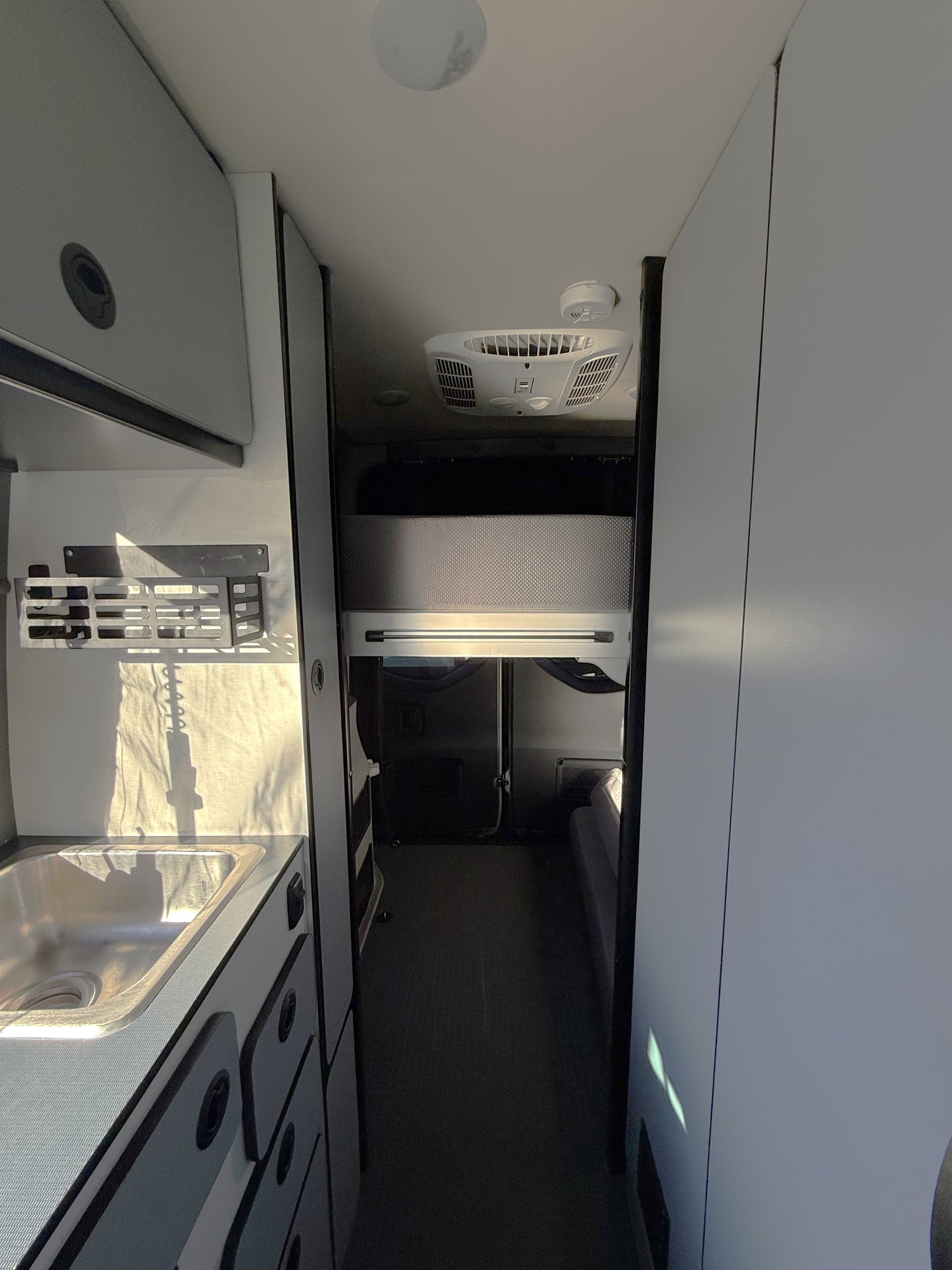 2022 Winnebago Revel 44E - Preowned