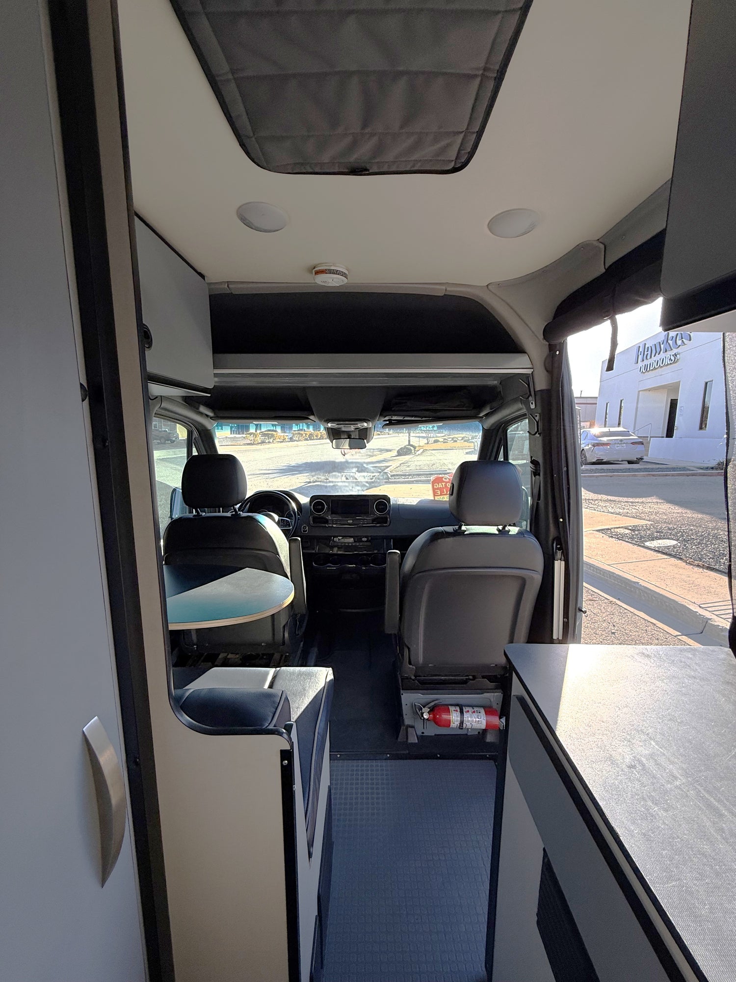 2022 Winnebago Revel 44E - Preowned