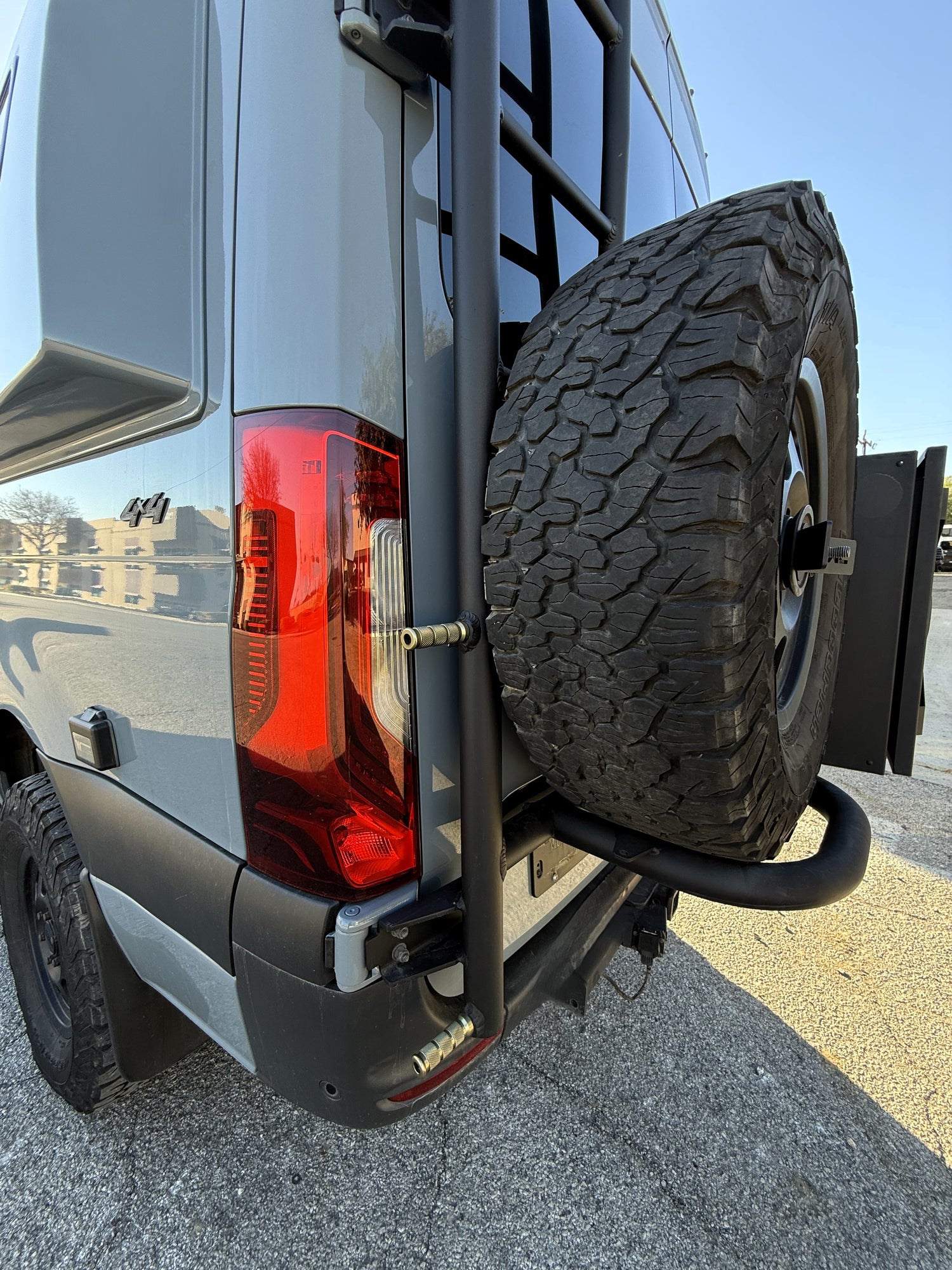 2022 Winnebago Revel 44E - Preowned