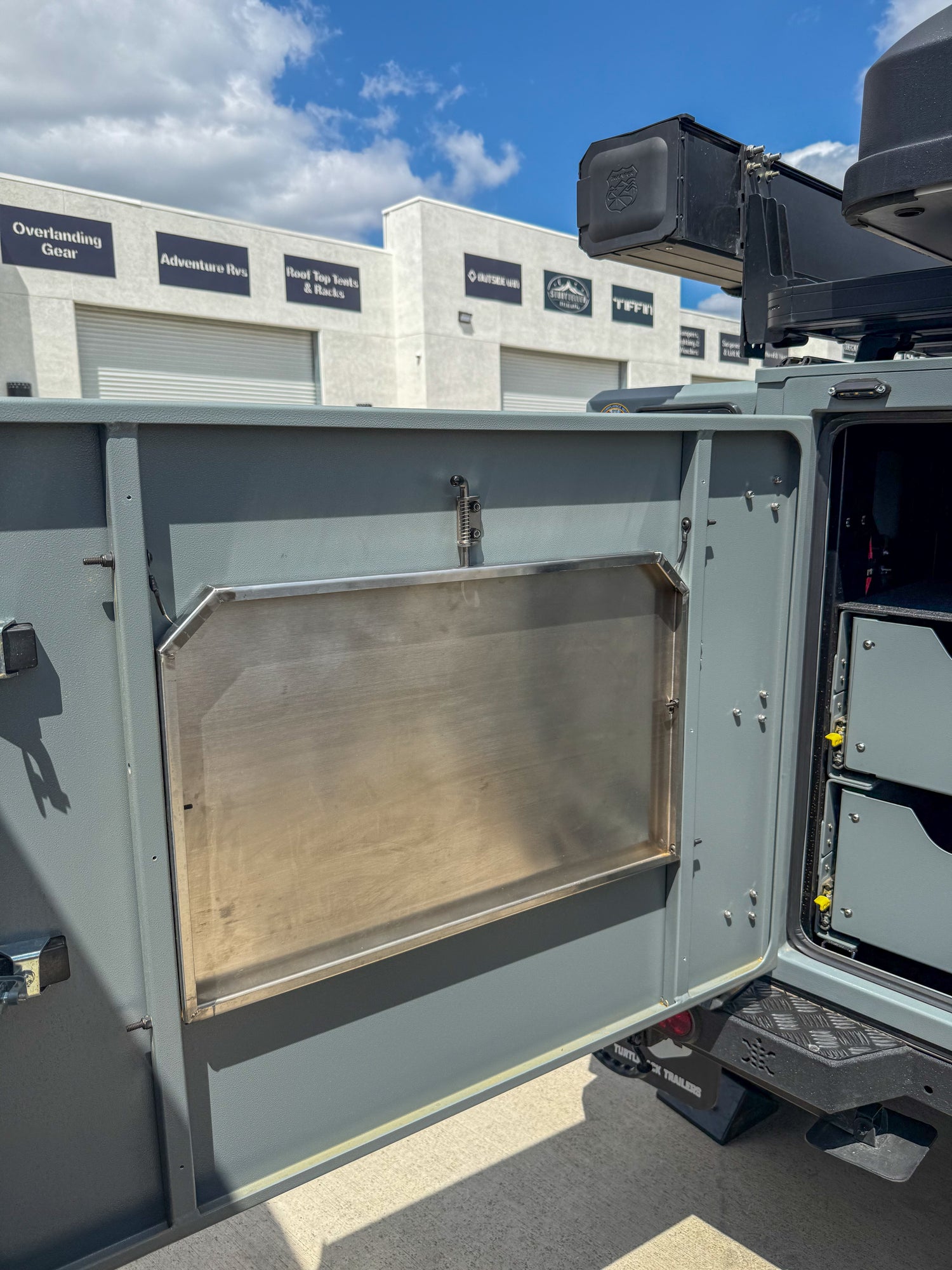 2024 Turtleback Expedition Shell - Preowned