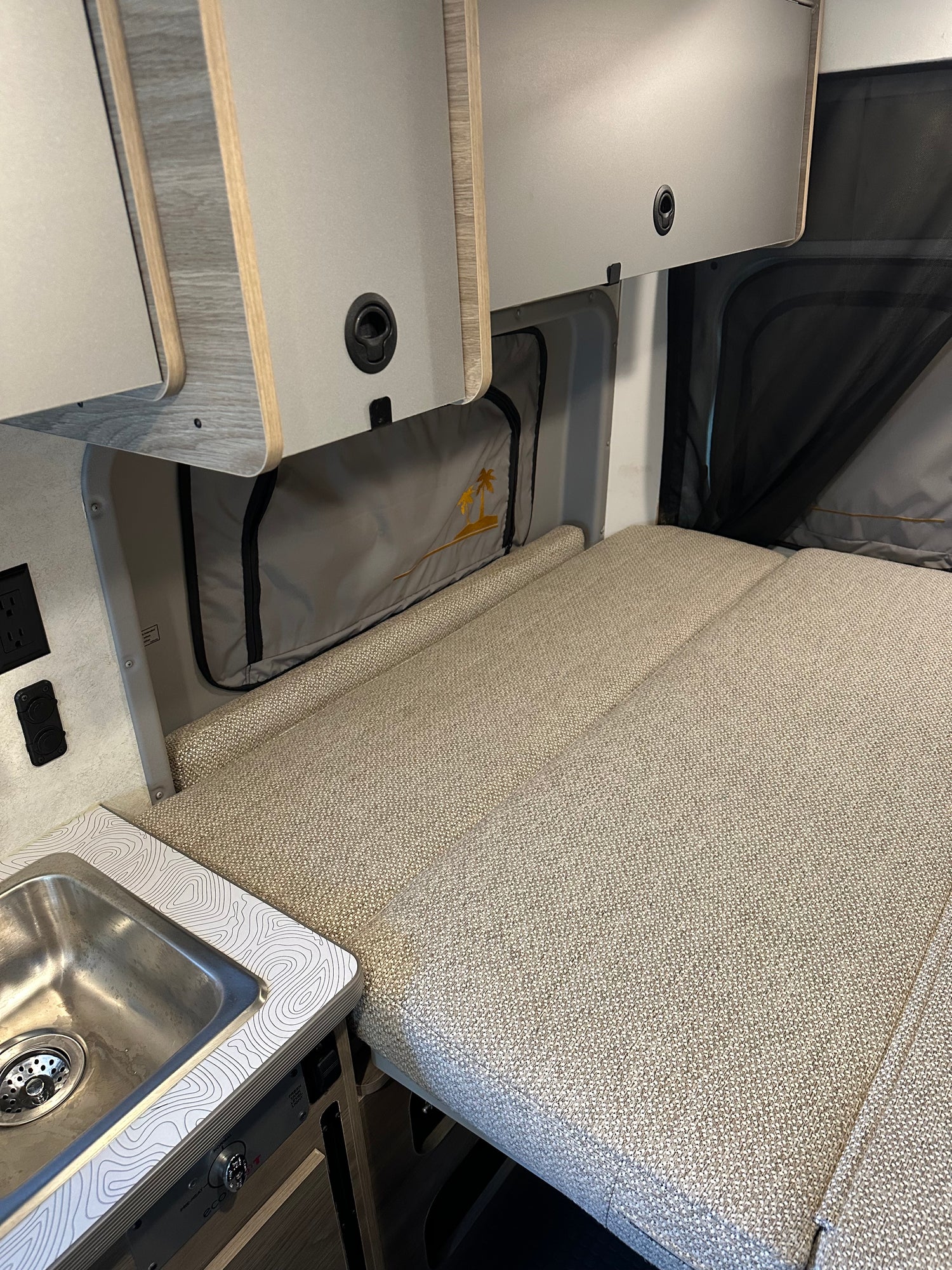 2024 Winnebago Solis - Preowned