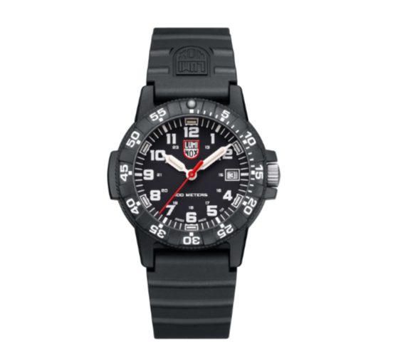 Luminox 棱皮海龟巨人 0329 系列